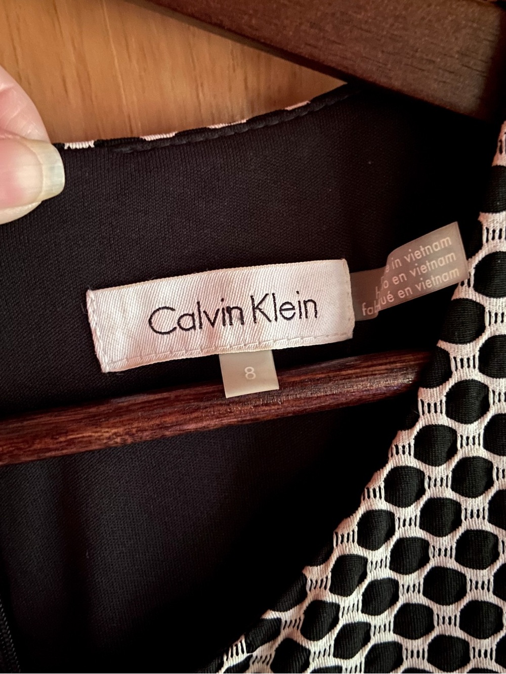 Calvin Klein Black & White Geometric Honeycomb Sheath Women’s Dress Size 8 EUC - Picture 14 of 17